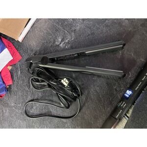 Hot Tools Professional‎ Flat Iron Hair Straightener Black 430F UL3817GWP2F
